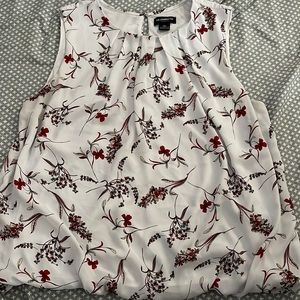 XXL floral, sleeveless blouse